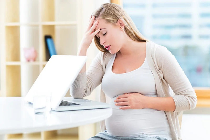 Hiện tượng mang thai bị đau đầu có đáng lo ngại? Điều trị và phòng ngừa ra sao? 1 Hiện tượng mang thai bị đau đầu có đáng lo ngại