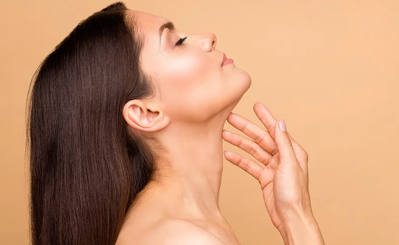 Mẹ Bầu Cổ Ngẳng: Dấu Hiệu, Nguyên Nhân và Cách Xử Trí Hiệu Quả 1 Mẹ Bầu Cổ Ngẳng: Dấu Hiệu, Nguyên Nhân và Cách Xử Trí Hiệu Quả