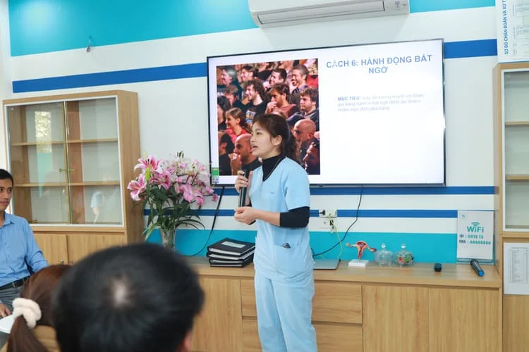 Đào Tạo Nội Bộ: Kỹ Năng Thuyết Trình 4 Đào Tạo Nội Bộ: Kỹ Năng Thuyết Trình