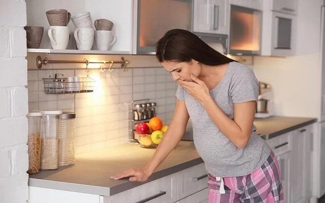 Ốm nghén khi mang thai có nguy hiểm? Xử lý ra sao? 2 Ốm nghén khi mang thai có nguy hiểm