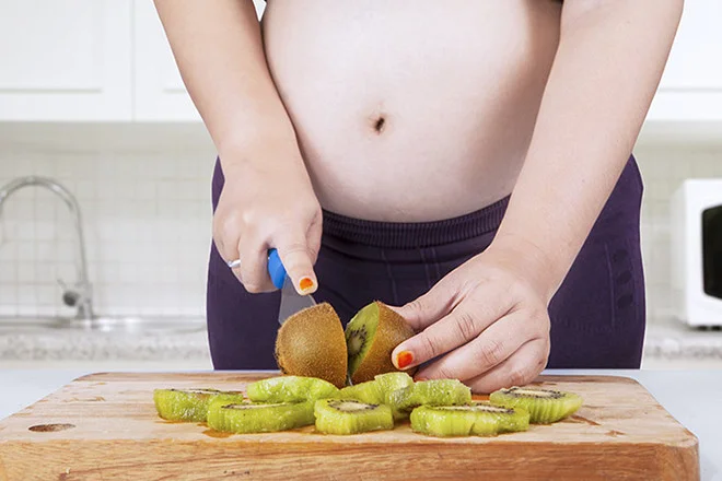 Ốm nghén khi mang thai có nguy hiểm? Xử lý ra sao? 3 Ốm nghén khi mang thai có nguy hiểm