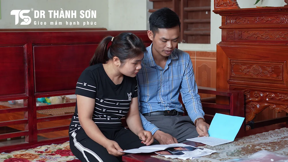 Nước mắt hạnh phúc sau 10 năm mong con: Câu chuyện của vợ chồng chị Ánh - anh Tuyên (Phổ Yên, Thái Nguyên) 2 Nước mắt hạnh phúc sau 10 năm mong con Câu chuyện của vợ chồng chị Ánh - anh Tuyên (Phổ Yên, Thái Nguyên)