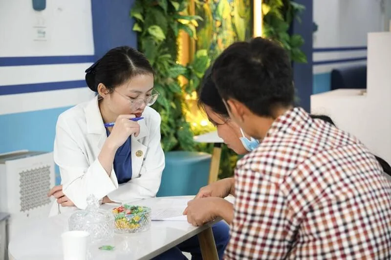 Tầm soát bệnh lý phụ khoa ở đâu uy tín tại quận Long Biên? - Dr Thành Sơn 3 Tầm soát bệnh lý phụ khoa ở đâu uy tín tại quận Long Biên? - Dr Thành Sơn