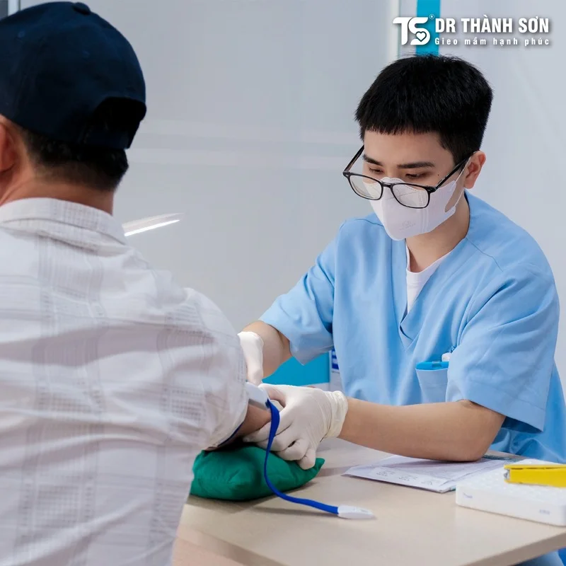 Khám sức khỏe sinh sản tiền hôn nhân cho nam: Gồm gì, chi phí và lưu ý quan trọng 3 Khám sức khỏe sinh sản tiền hôn nhân cho nam: Gồm gì, chi phí và lưu ý quan trọng