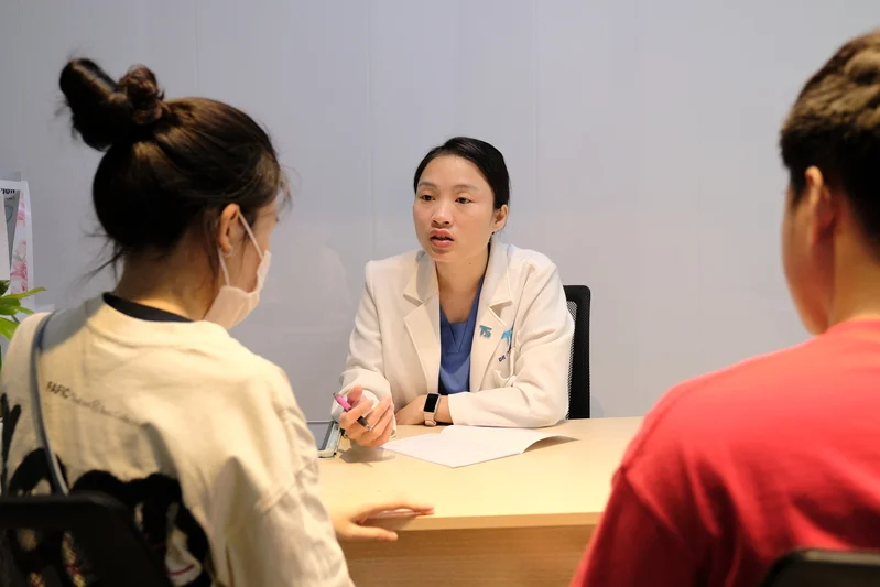 Top Long Biên: Dr Thành Sơn - Địa chỉ khám tiền hôn nhân được yêu thích nhất 2 Dr Thành Sơn - Địa chỉ khám tiền hôn nhân được yêu thích nhất